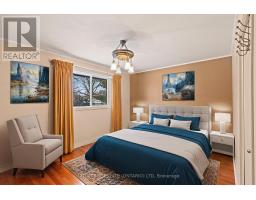 30 STONEY COURT - 16