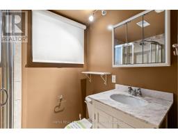 30 STONEY COURT - 27