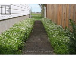 237A STELLA AVENUE - 34