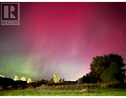 237A STELLA AVENUE - 35