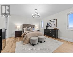 119 DAVENTRY WAY - 13