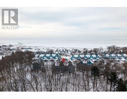 20 - 374 FRONT STREET - 31