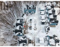 20 - 374 FRONT STREET - 34