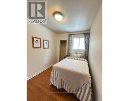 154 ROSS AVENUE - 9