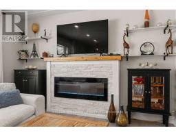 23 STORMONT DRIVE - 7