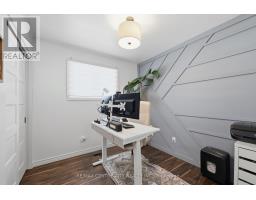 50 PATIENCE CRESCENT - 19