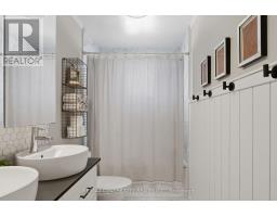 50 PATIENCE CRESCENT - 23