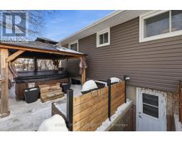 50 PATIENCE CRESCENT - 37