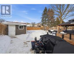 50 PATIENCE CRESCENT - 41
