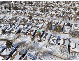 50 PATIENCE CRESCENT - 46