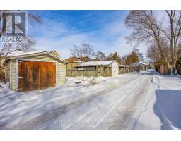 33 TERRENCE STREET - 40