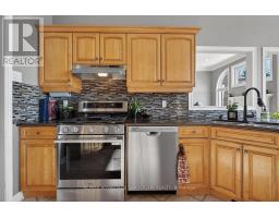 23 BIRCHCREST DRIVE - 16