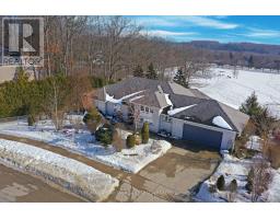 23 BIRCHCREST DRIVE - 5