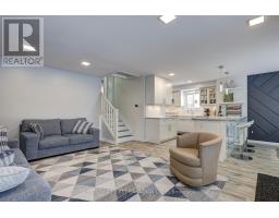 86 PATIENCE CRESCENT - 11