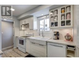 86 PATIENCE CRESCENT - 18