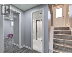 86 PATIENCE CRESCENT - 31