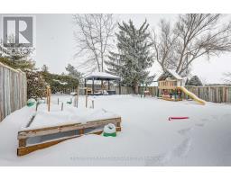 86 PATIENCE CRESCENT - 42