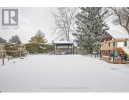 86 PATIENCE CRESCENT - 46