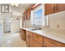 716 LEROY AVENUE - 12