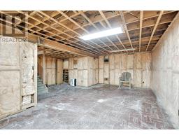 716 LEROY AVENUE - 29