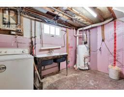 716 LEROY AVENUE - 31