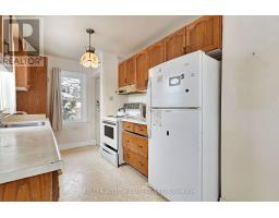 716 LEROY AVENUE - 9