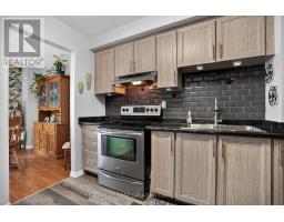 256 - 700 OSGOODE DRIVE - 18