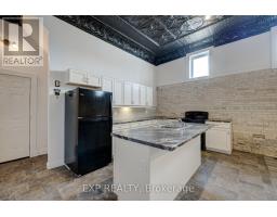 241 ROSS STREET - 10