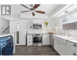 64 DOWNING CRESCENT - 16