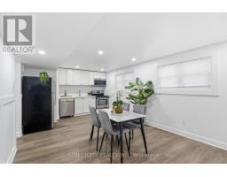 64 DOWNING CRESCENT - 31