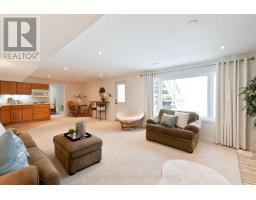 987 GRIFFITH STREET - 29