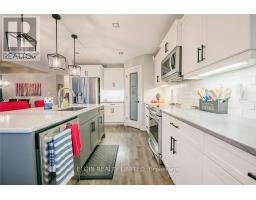 40 GLENGARIFF DRIVE - 2