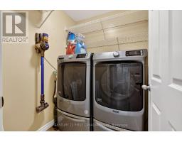 1063 THORNLEY STREET - 22