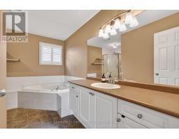 1063 THORNLEY STREET - 25