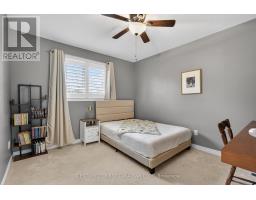 1063 THORNLEY STREET - 28