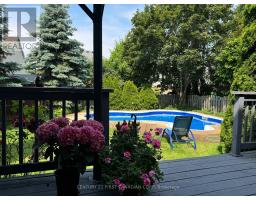 1063 THORNLEY STREET - 41