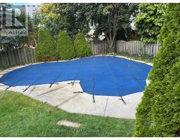 1063 THORNLEY STREET - 44