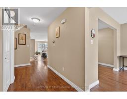 1063 THORNLEY STREET - 5