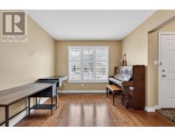 1063 THORNLEY STREET - 6