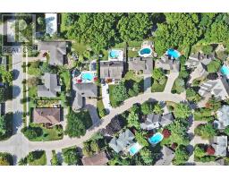 811 CLEARVIEW CRESCENT - 41