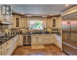 811 CLEARVIEW CRESCENT - 9