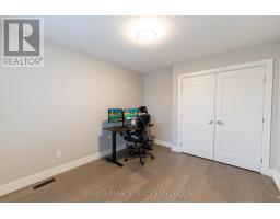 3354 MERSEA STREET - 36