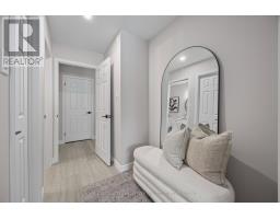 66 - 601 GRENFELL DRIVE - 21