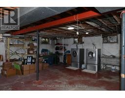 12 MOUNTSFIELD DRIVE - 18