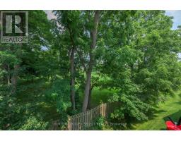 43 - 1040 CORONATION DRIVE - 23