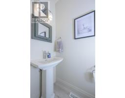 43 - 1040 CORONATION DRIVE - 25