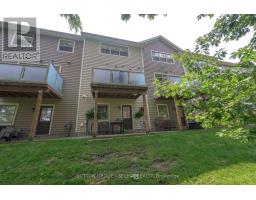 43 - 1040 CORONATION DRIVE - 4