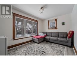 1026 WATERLOO STREET - 10