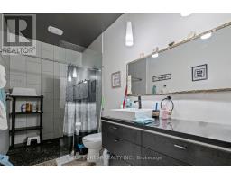 1026 WATERLOO STREET - 25