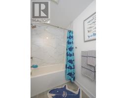 107 OPTIMIST DRIVE - 43